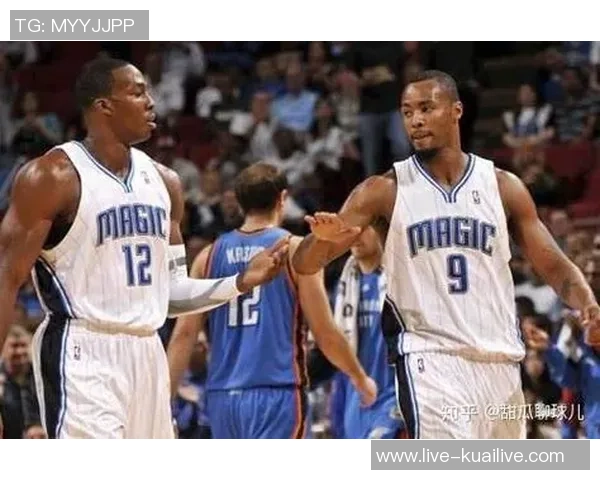 2016年火箭队与小牛队精彩对决录像回放全程回顾与分析